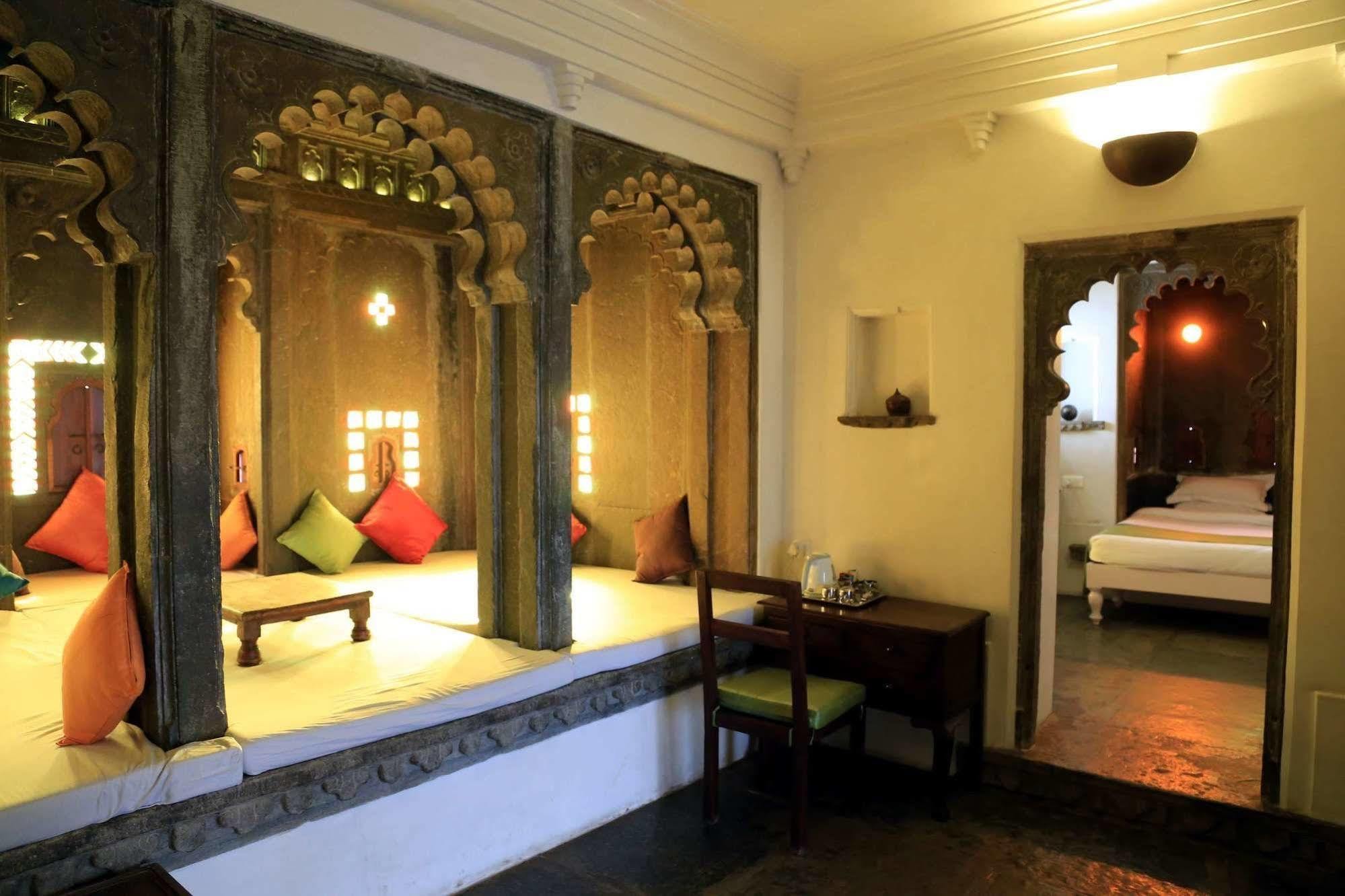 Hotel Madri Haveli Udaipur Exterior foto